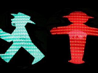 2480378901_b8c00e8998_z