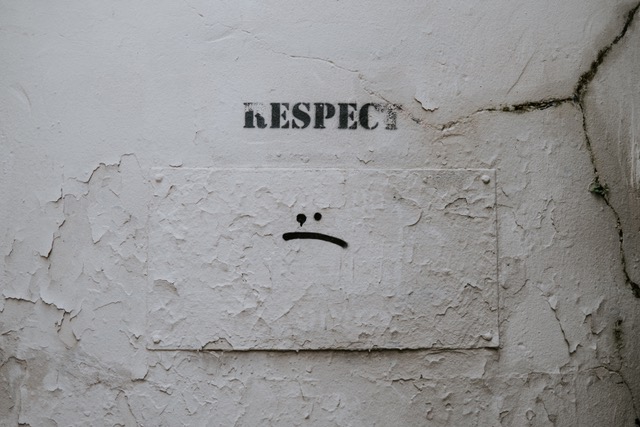 claudio-schwarz-PnizH11Bjis-unsplash