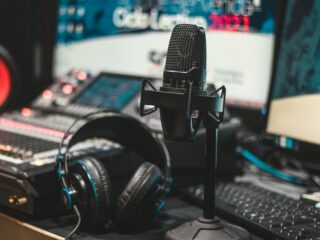 jose-leon-KKGrSzM_QQw-unsplash